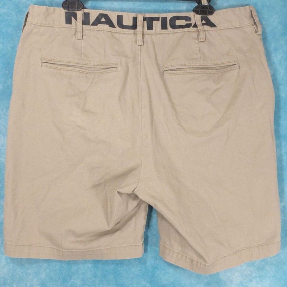 Nautica The Deck Short Classic Fit Men's Flat Front Shorts, Tan, Size 36 - Picture 2 of 7